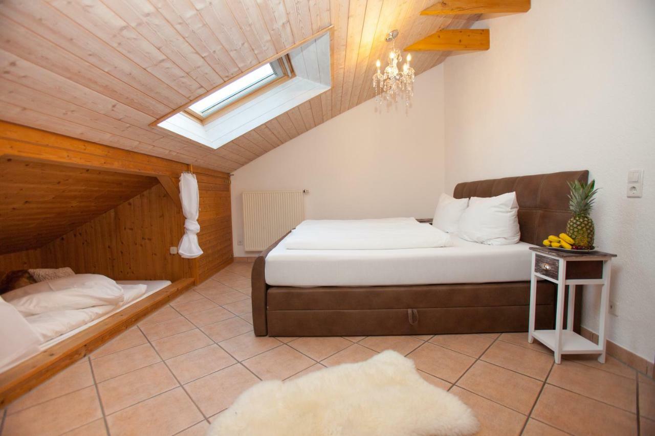 Ferienwohnung Residenz Cheval am Pfaffenberg Friedrichshafen Messe Oberteuringen Exterior foto