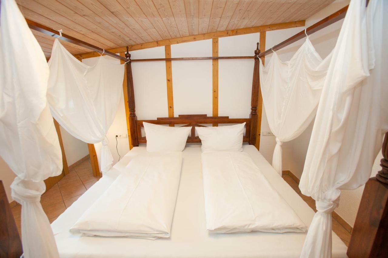 Ferienwohnung Residenz Cheval am Pfaffenberg Friedrichshafen Messe Oberteuringen Exterior foto